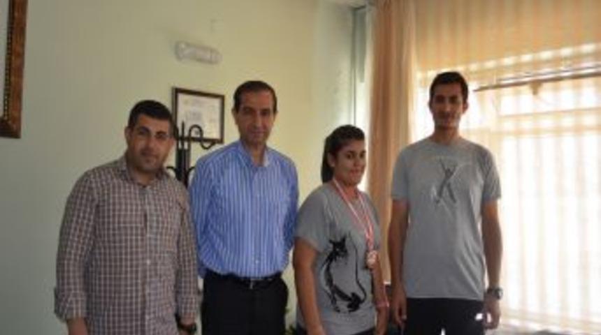 Dart Şampiyonu Adıyaman&rsquo;a D&ouml;nd&uuml;