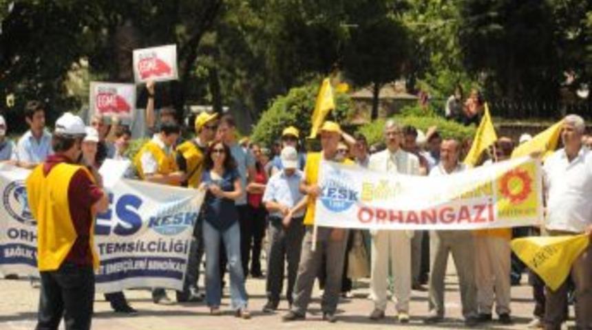 Memurlar Yeni Memur Yasa Tasarısını Protesto Etti