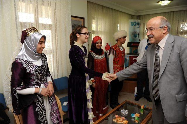 Türk Ocakları, Türkçe Çocuklarını Ağırladı