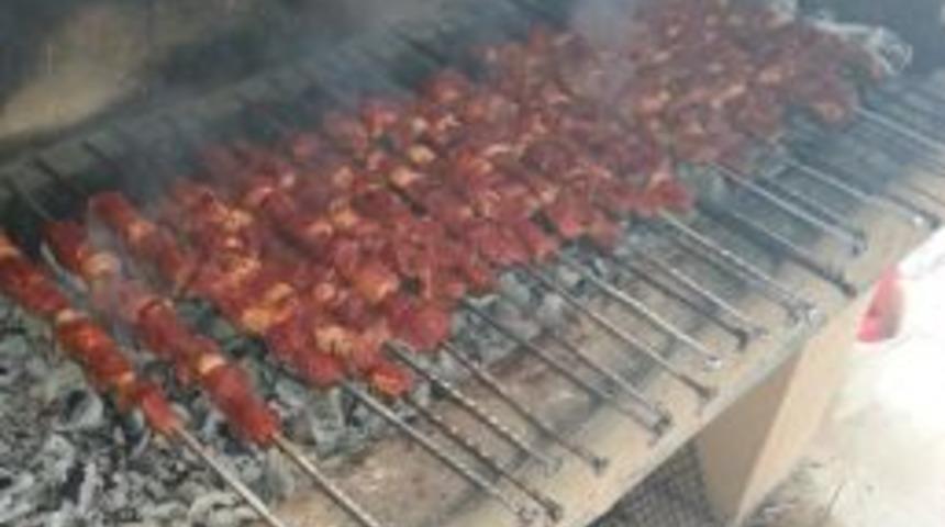 Gen&ccedil;lik Spor &Ccedil;alışanları Ve Antren&ouml;rler Piknikte Buluştu