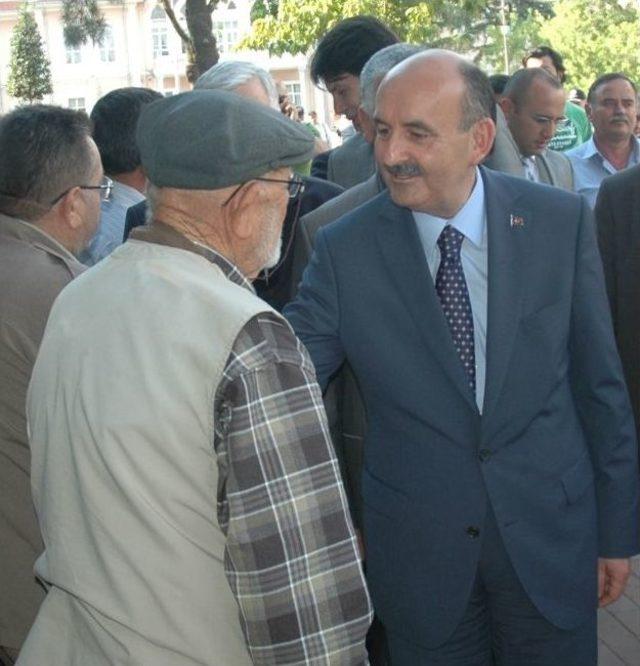 Bakan Müezzinoğlu Sağduyu Çağrısında Bulundu