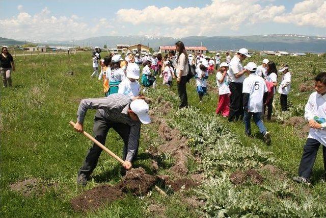 Ardahan'da Dünya Çevre Günü Yürüyüşü