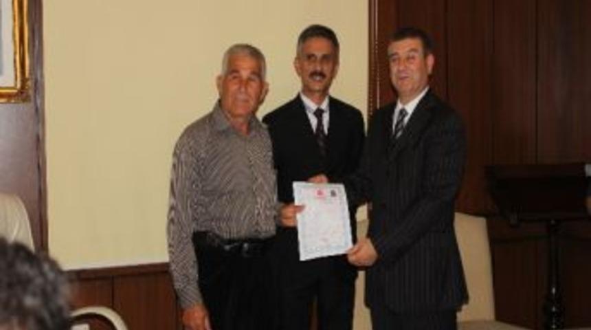 Alanya'da 2b Arazisi Bulunan 8 Hak Sahibine Tapuları Verildi