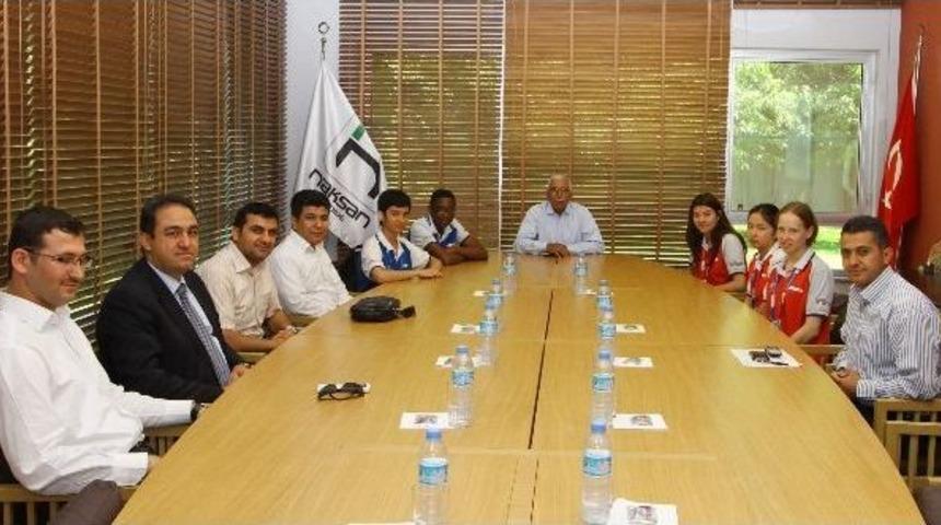 T&uuml;rk&ccedil;e&rsquo;nin Yıldızları Naksan&rsquo;ı Ziyaret Etti