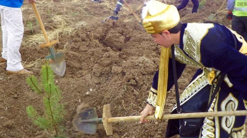 Olimpiyat &Ccedil;ocukları Gonca Dergisi &Ouml;nc&uuml;l&uuml;ğ&uuml;nde Kardeşlik Fidanı Dikti