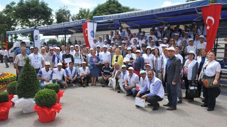 &Ouml;zk&ouml;k, Sarıg&uuml;l&rsquo;e Bah&ccedil;ıvanlık Sertifikası Verdi