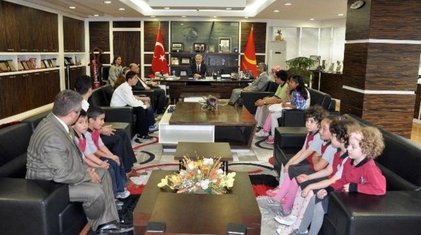 Atık Pil Toplama Kampanyasının &Ouml;d&uuml;lleri Verildi