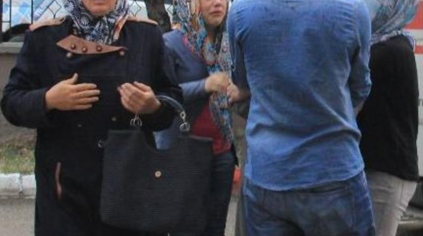 Hastaneye G&ouml;t&uuml;r&uuml;l&uuml;rken Hayatını Kaybetti