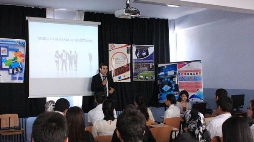 Sungurlu Myo’da ‘sunum Ve Poster’yarışması Düzenlendi