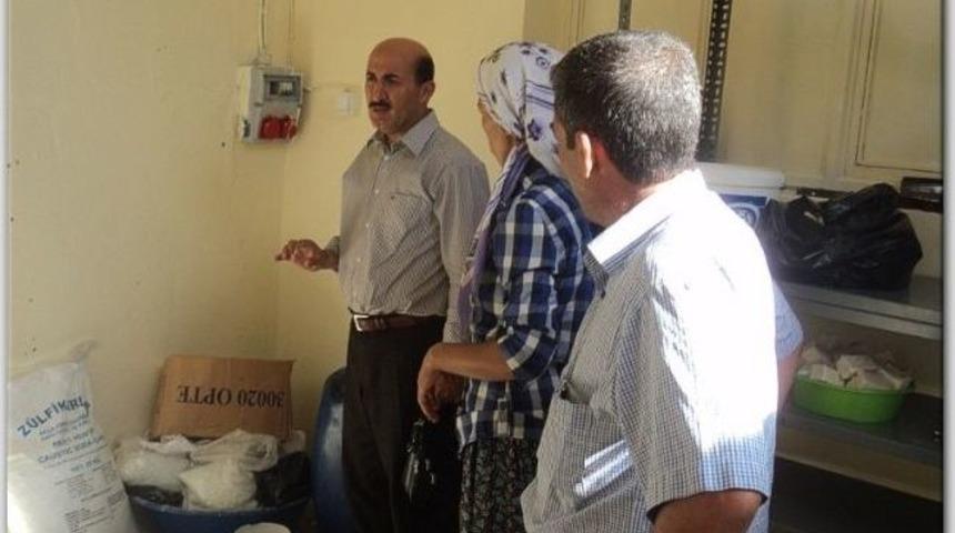 Genel Sekreter Bolat, K&ouml;yleri Gezdi