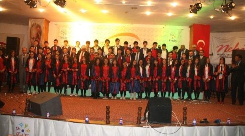 Yozgat &Ouml;zel Ergin Kolejinde Mezuniyet Sevinci