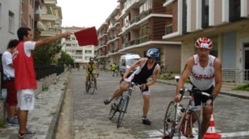 T&uuml;rkiye'de Bisiklet, Triatlon Ve Koşuda Başarıya Doymuyor