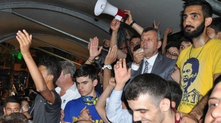 Gezi Parkı&rsquo;na Bir Destek De Menemen&rsquo;den