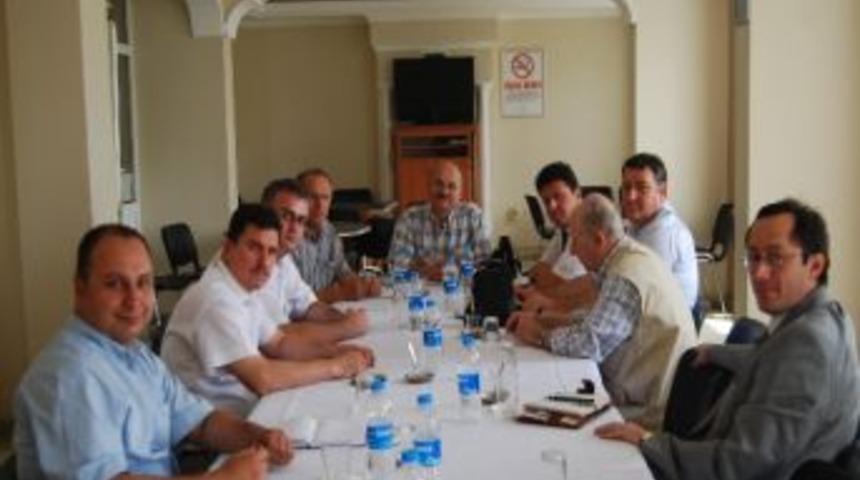 Okul M&uuml;d&uuml;rleri İl&ccedil;e Y&uuml;r&uuml;tme Toplantısı Yaptı