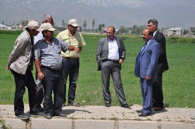 Y&uuml;ksekova da Yol &Ccedil;alışmaları S&uuml;r&uuml;yor 1