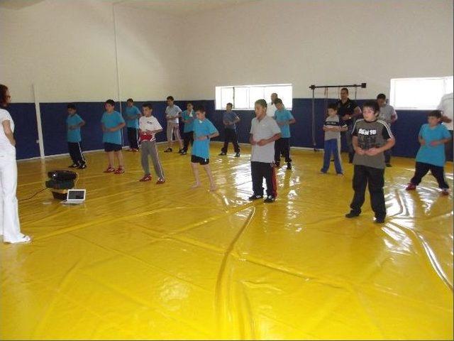 G&uuml;reşcilere Yoga Ve Doğru Nefes Alma Eğitimi Verildi 1