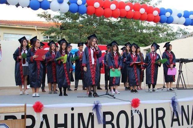 İbrahim Bodur Anadolu Lisesi&rsquo;nden Mezuniyet T&ouml;reni 2