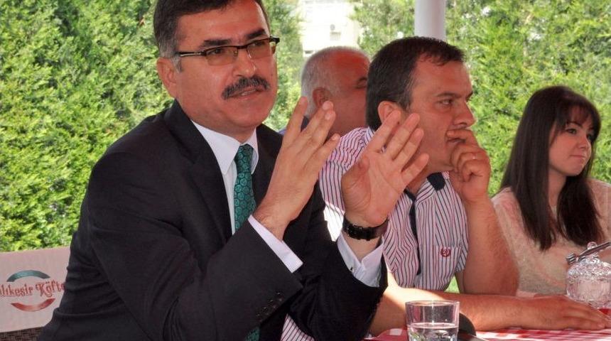 Balıkesir Valisi Turhan: Kalkınmamızı Istemeyen Dış G&uuml;&ccedil;ler &Uuml;lkeyi Karıştırıyor