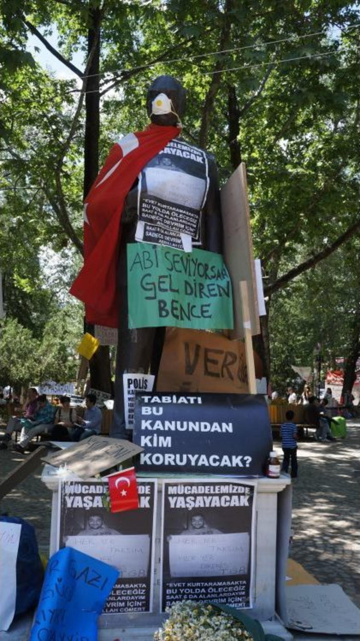 Kuğulu Park Eyleminde &lsquo;&ccedil;adır&rsquo; Gerilimi