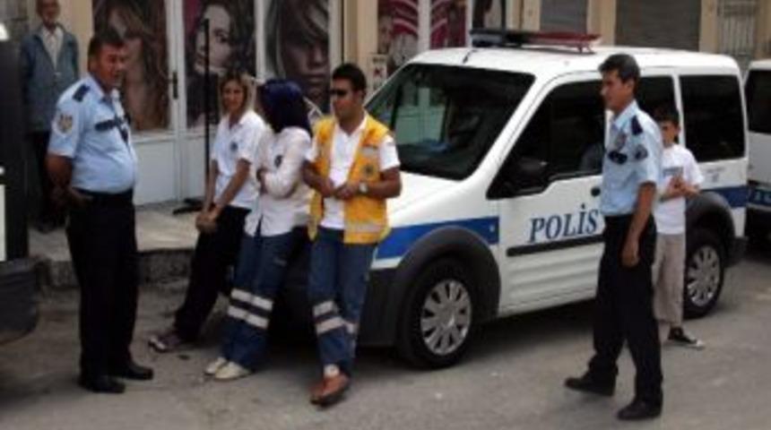 Polise İfade Vermek İstemeyen Şahıs Kendini Eve Kilitledi