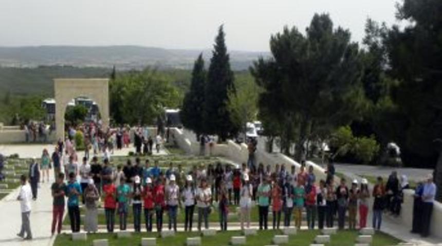 Aladağlı 18 &Ouml;ğrenci &Ccedil;anakkale'yi Gezdi