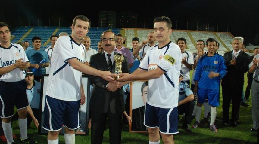 İhsan Eroğul Futbol Turnuvası'nın Şampiyonu Mersin Adliye Oldu