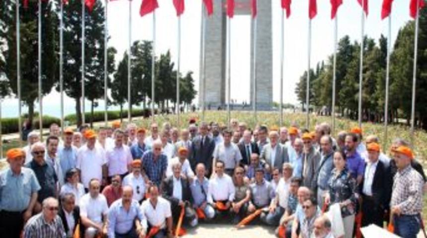 Bin 915 Genci &Ccedil;anakkale&rsquo;ye G&ouml;t&uuml;rd&uuml;