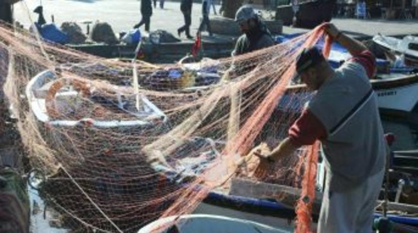 Balık&ccedil;ı Gemisini Teslim Edene En Az 10 Bin Lira Destek