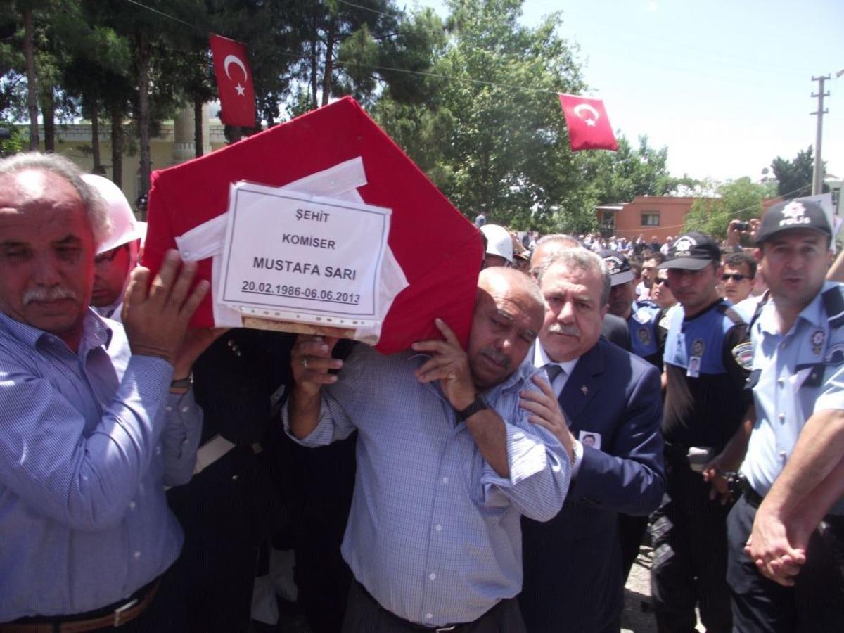 Şehit Komiser Tekbirlerle Son Yolculuğuna Uğurlandı