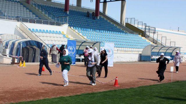 Ev Hanımları Spor Için Bir Araya Geliyor 1