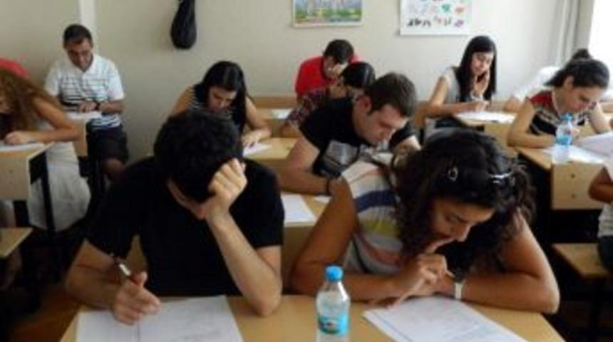 Aydın&rsquo;da İki Ayrı Sınavda 24 Bin &Ouml;ğrenci Ter D&ouml;kecek