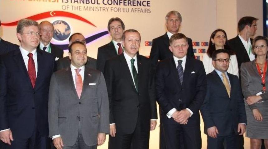 Başbakan Erdoğan&rsquo;dan Ab&rsquo;ye Eleştiri
