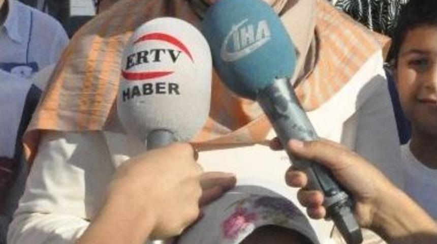 G&ouml;revden Alınan &Ouml;ğretmene, Veli Ve &Ouml;ğrenciler Sahip &Ccedil;ıktı