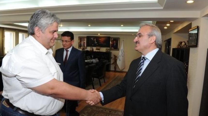 Antalyalı Keşif&ccedil;iler Van&rsquo;ı Mercek Altına Aldı