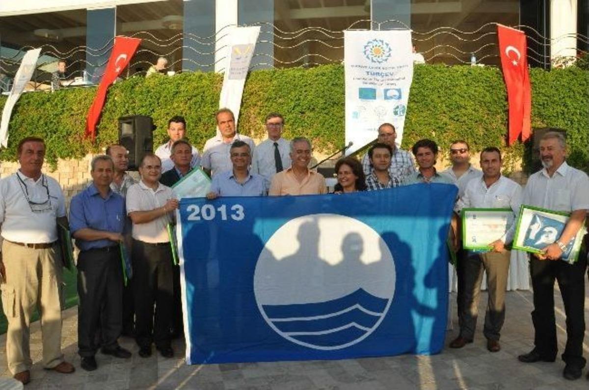 Kuşadası&rsquo;nda Mavi Bayrak Sayısı 17&rsquo;ye &Ccedil;ıktı