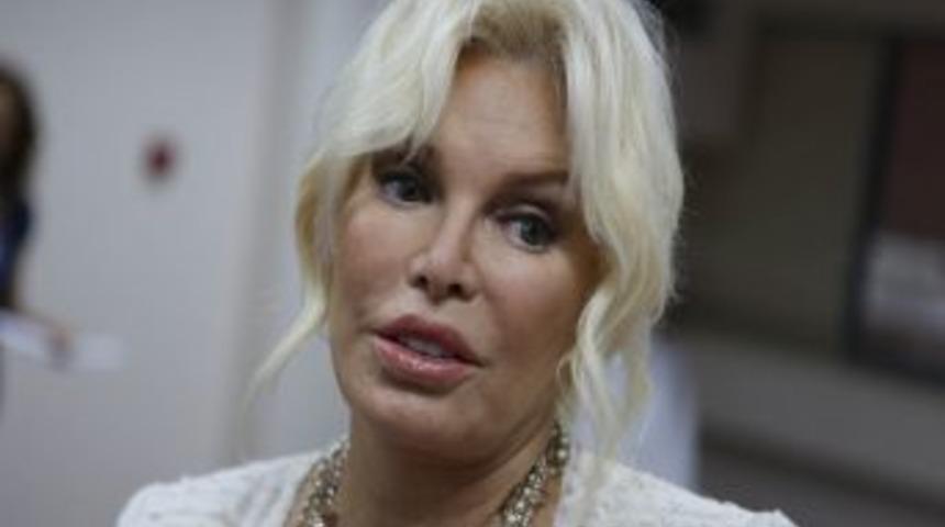 Ajda Pekkan: T&uuml;rk&ccedil;e Olimpiyatları'nı Hi&ccedil; Seyretmemiştim 'r&uuml;yadayım' Sandım