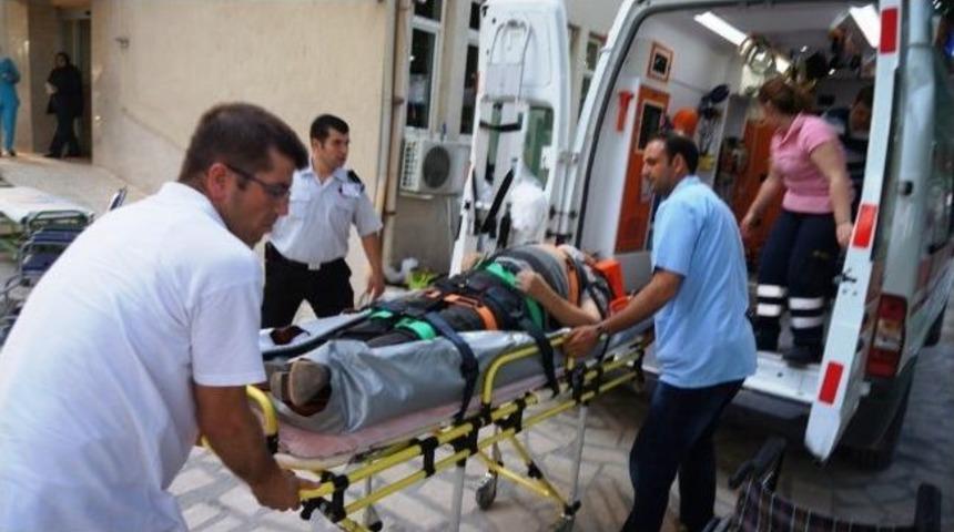 Sarıg&ouml;l&rsquo;de Trafik Kazası: 2 Yaralı