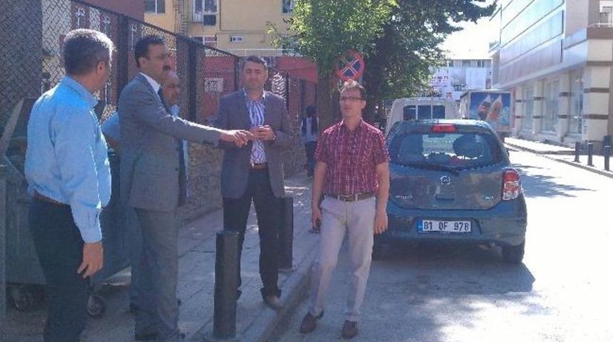 Başkan Bayram Şerefiye Mahallesinde İncilemelerde Bulundu