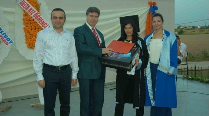 A&uuml; Manavgat Meslek Y&uuml;ksek Okulu&rsquo;nda Mezuniyet T&ouml;reni