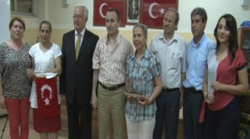 Akdeniz Oyunları Hediyelik Eşya Yarışması&rsquo;nda &Ouml;d&uuml;ller Sahiplerini Buldu