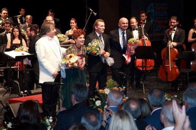 Festival, &ldquo;aşık Veysel Oratoryosu&rdquo; İle Veda Etti 2