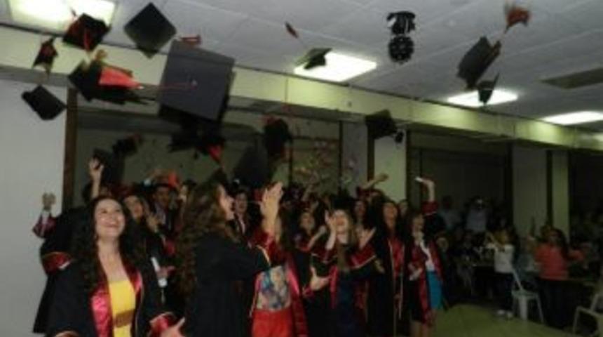 Vize Lisesi&rsquo;nde Mezuniyet &Ccedil;oşkusu