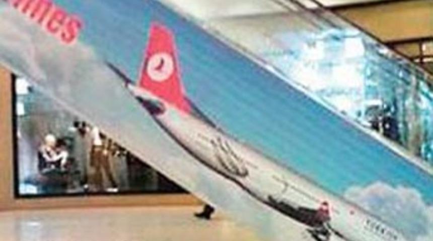 THY d&uuml;nyada alay konusu oldu