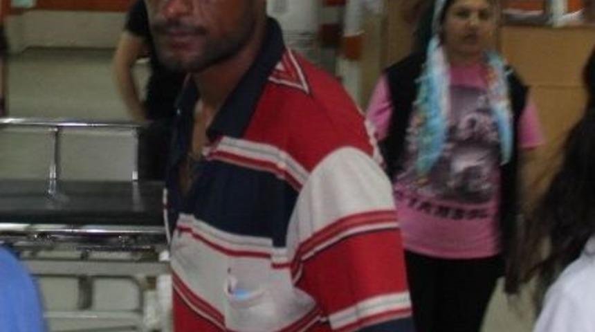 Cezaevinden &Ccedil;ıktı, 2 Kişiyi Bı&ccedil;akladı