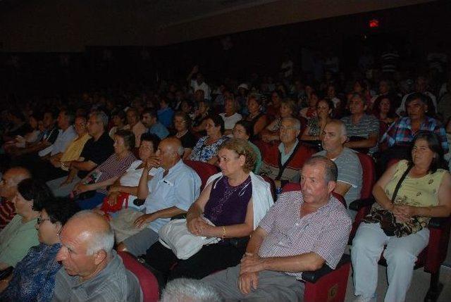 Didim&rsquo;de Cemevi Korosundan Halk M&uuml;ziği Konseri 1