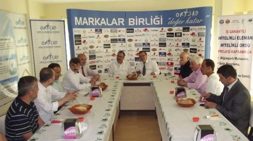 Emniyet M&uuml;d&uuml;r&uuml;, Orişad &Uuml;yeleriyle Kahvaltıda Buluştu