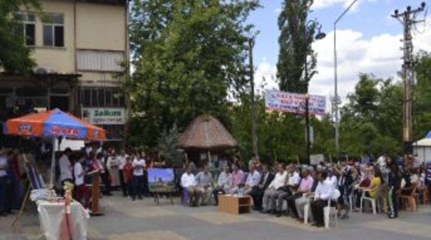 Konak K&uuml;lt&uuml;r Merkezi Ve Sergi A&ccedil;ılışı Yapıldı