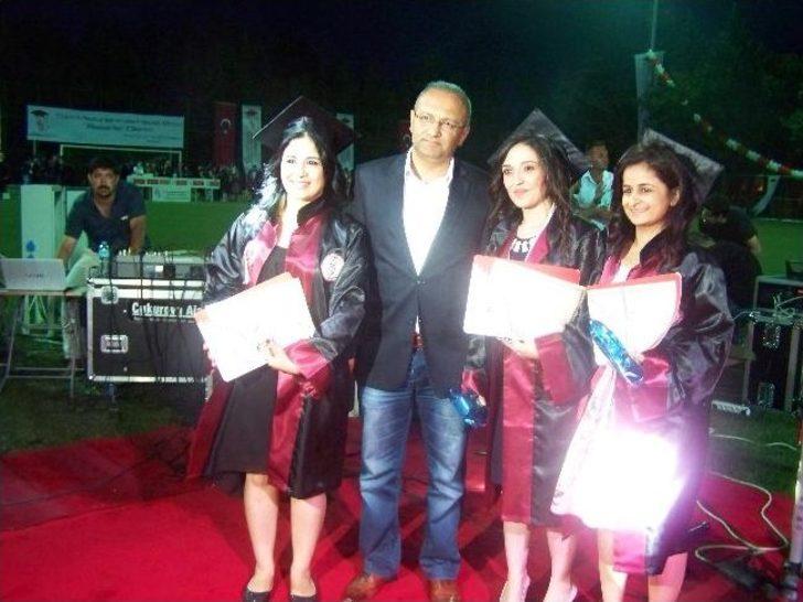 Korkut Ata Üniversitesi’nde Mezuniyet Coşkusu G3