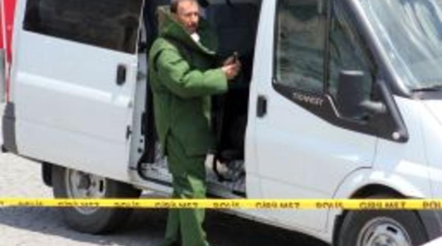 İşçi Çantasına Bomba Ihbarı