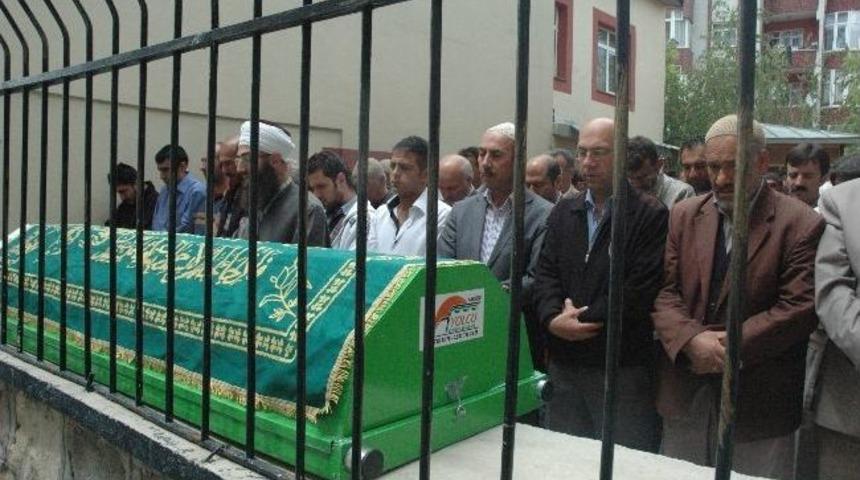 Alim Ailesinin Acı G&uuml;n&uuml;